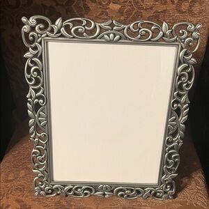 Elegant Silver 8 x 10 Ornate Photo Frame